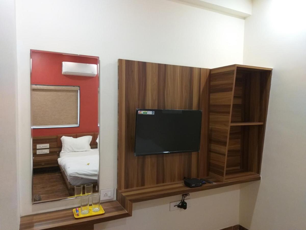 Hotel The Grand Shiva Gondal Εξωτερικό φωτογραφία