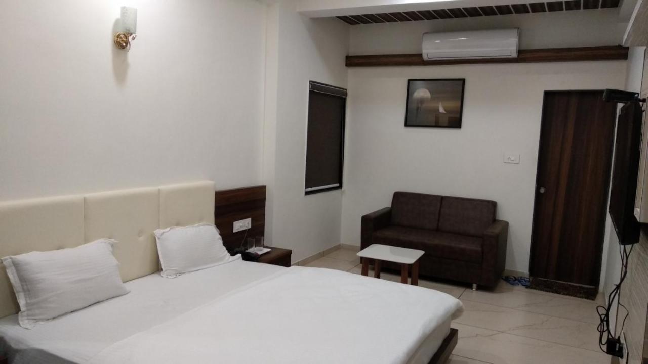 Hotel The Grand Shiva Gondal Εξωτερικό φωτογραφία